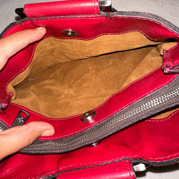 Patricia Nash Empoli leather satchel (scarlet) - Picture 8 of 12